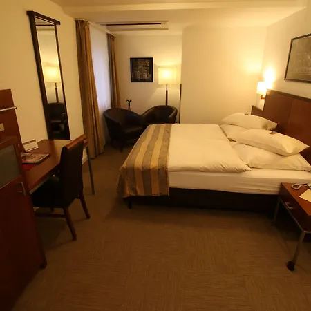 Zum Adler Hotel