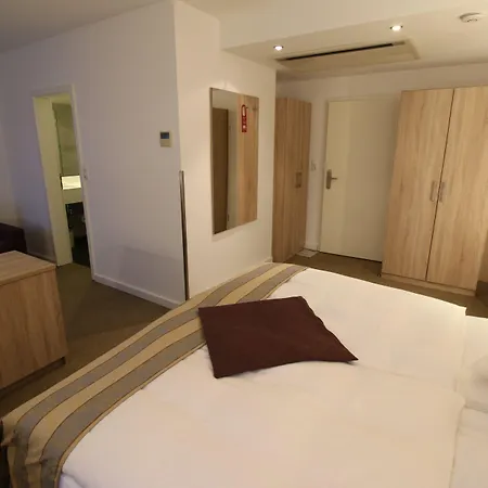 Zum Adler Hotel