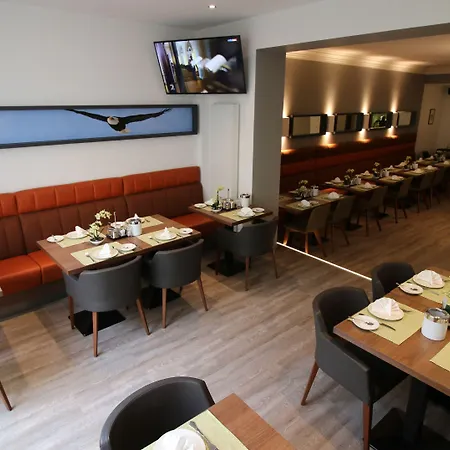 Hotel Zum Adler 3*